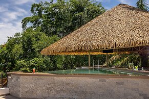 La Mariposa Hotel