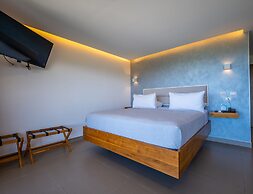 La Mariposa Hotel