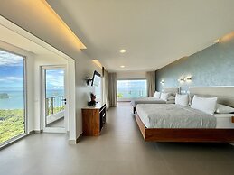 La Mariposa Hotel