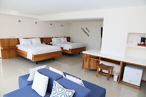 La Mariposa Hotel