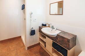 Blue Peaks Lodge