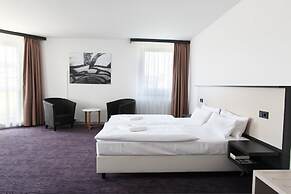 Dietrich-Bonhoeffer-Hotel