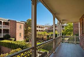 Adina Serviced Apartments Canberra Kingston