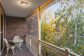 Adina Serviced Apartments Canberra Kingston