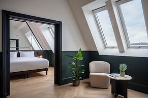 Almanac X Alcron Prague