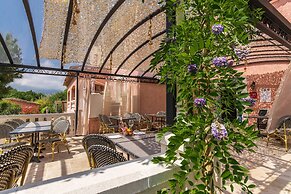 Hotel Les Bastides St Paul