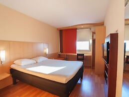 ibis Laon
