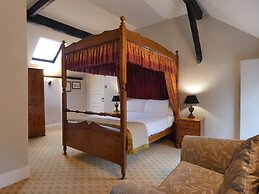 Marston Farm Hotel