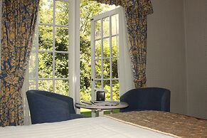 Marston Farm Hotel