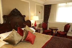 The Bruce Hotel
