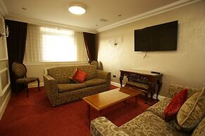 The Bruce Hotel