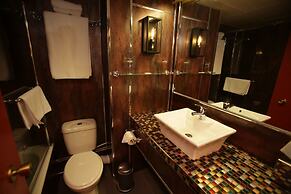 The Bruce Hotel