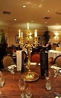 The Bruce Hotel