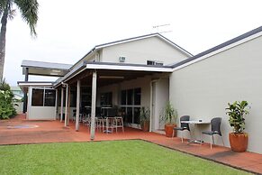 Barrier Reef Motel