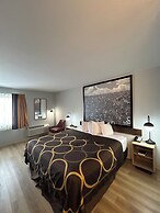 Super 8 by Wyndham Sterling CO