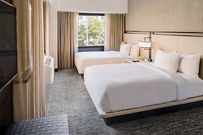 DoubleTree by Hilton Hotel & Suites Jersey City