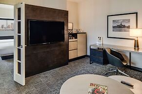 DoubleTree by Hilton Hotel & Suites Jersey City