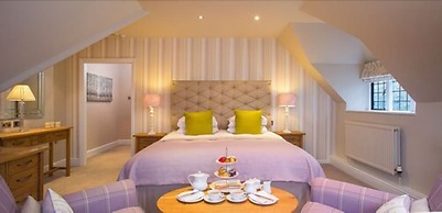 The Manor Elstree