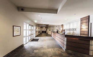 Frobisher Inn