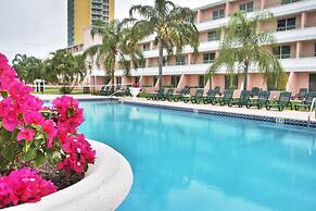 Castaways Resort and Suites