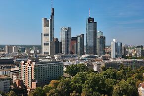 Hilton Frankfurt City Centre