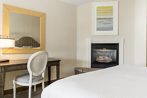 Cottage Inn By The Sea