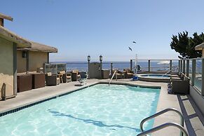 Cottage Inn By The Sea