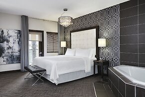 Four Points by Sheraton Hotel & Suites Calgary West