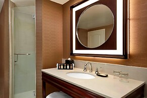 Sheraton Suites Calgary Eau Claire