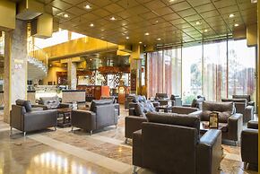 Rainbow Towers Hotel And Conference Centre