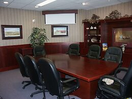 Coast Abbotsford Hotel & Suites