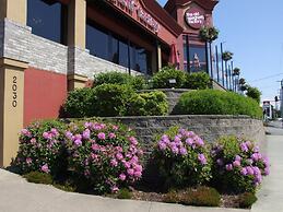 Coast Abbotsford Hotel & Suites