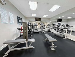 Coast Abbotsford Hotel & Suites