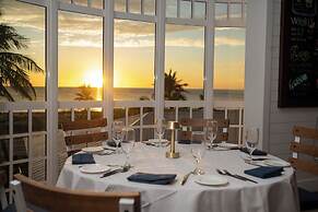 Tween Waters Island Resort & Spa