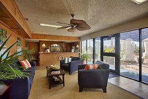 Coral Sands Inn