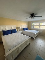 Coral Sands Inn