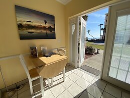 Coral Sands Inn