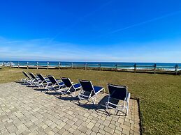 Coral Sands Inn