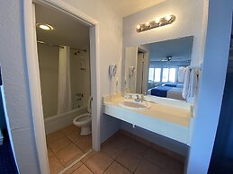 Coral Sands Inn