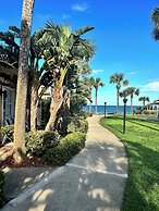 Coral Sands Inn