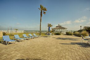 Coral Sands Inn