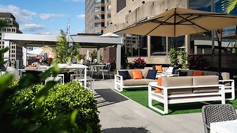 DoubleTree by Hilton Montreal