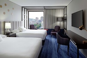 DoubleTree by Hilton Montreal