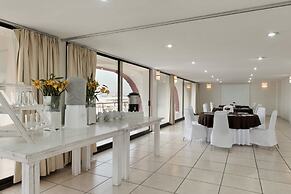 Ramada Plaza Leon