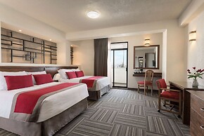 Ramada Plaza Leon