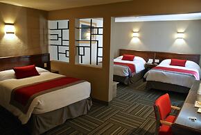 Ramada Plaza Leon