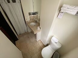 Ramada Plaza Leon
