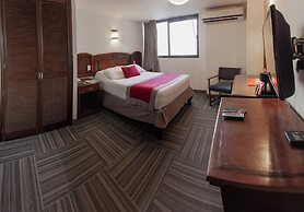 Ramada Plaza Leon