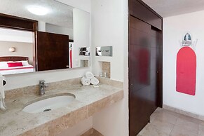 Ramada Plaza Leon