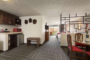 Ramada Plaza Leon